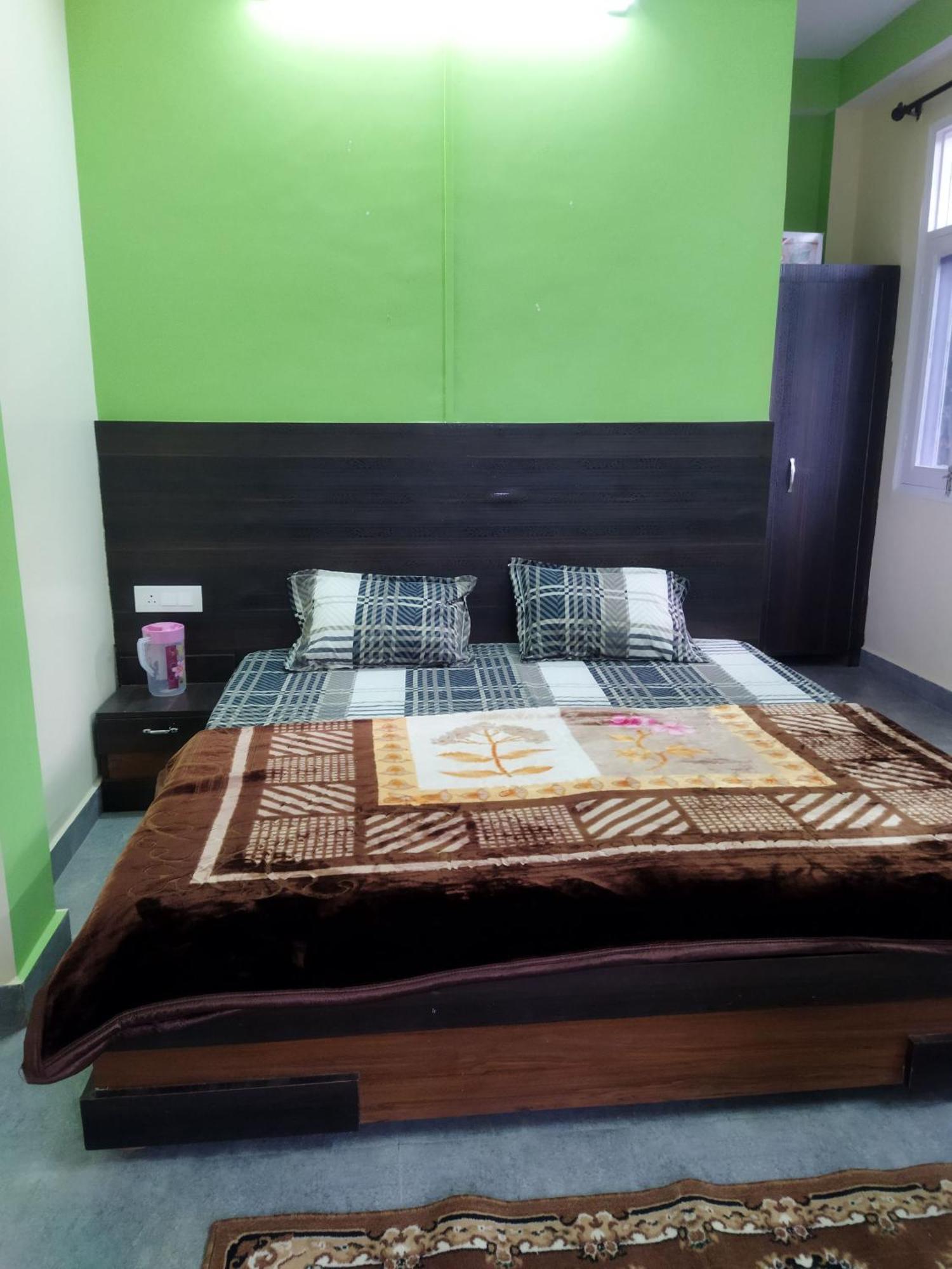 Tree Valley Homestay Chail Exterior foto