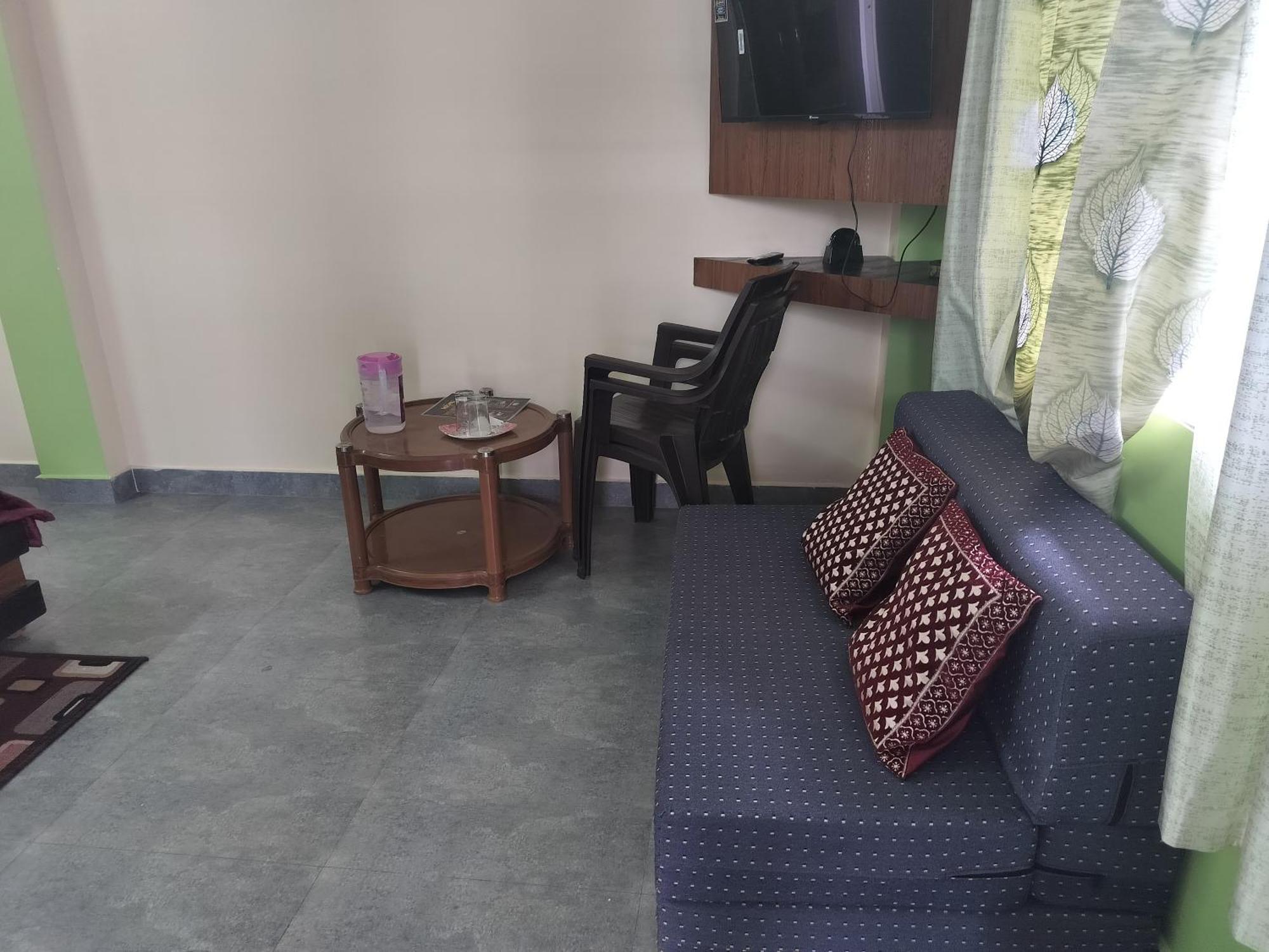 Tree Valley Homestay Chail Exterior foto